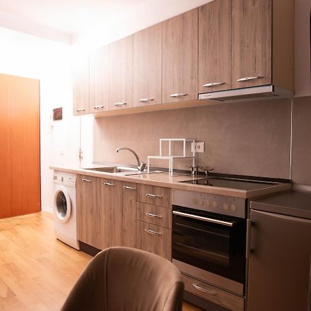 Suprem Apartment Tirana Buitenkant foto